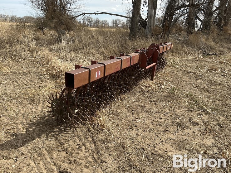 international-181-image-3