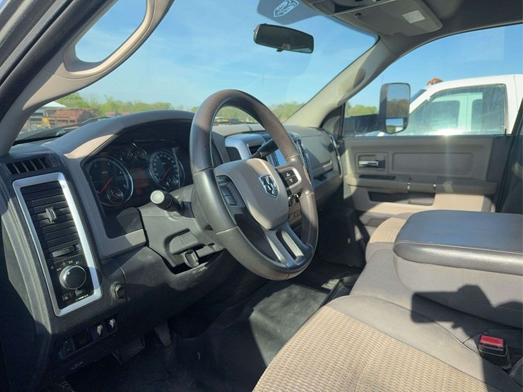 2011-dodge-ram-2500-image-7