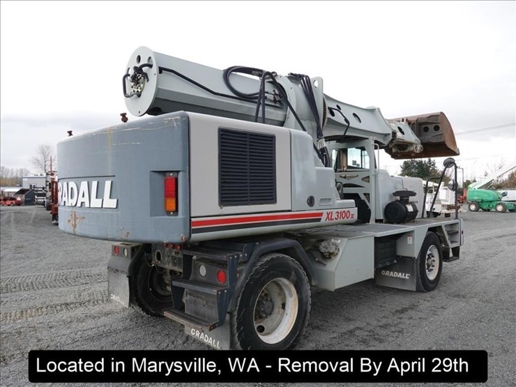 2009-gradall-xl3100-image-30