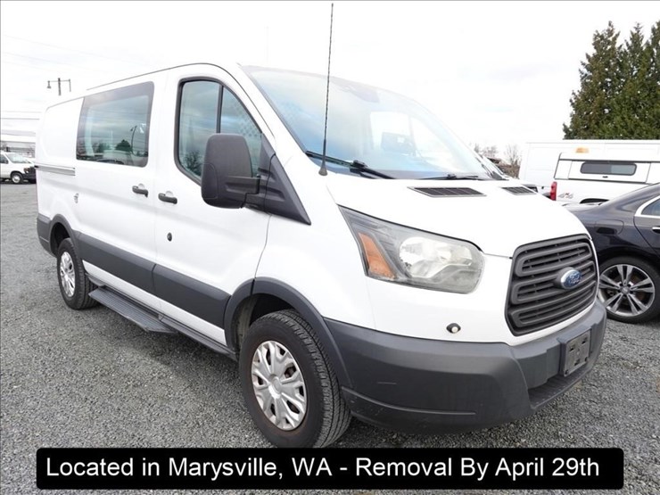 2015-ford-transit-image-13