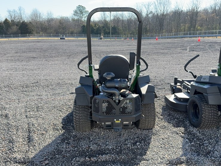 #4070-•-yakta-yxr-320-zero-turn-mower-image-9