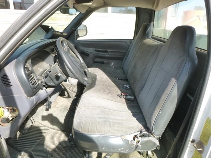 2002-dodge-ram-2500-image-8