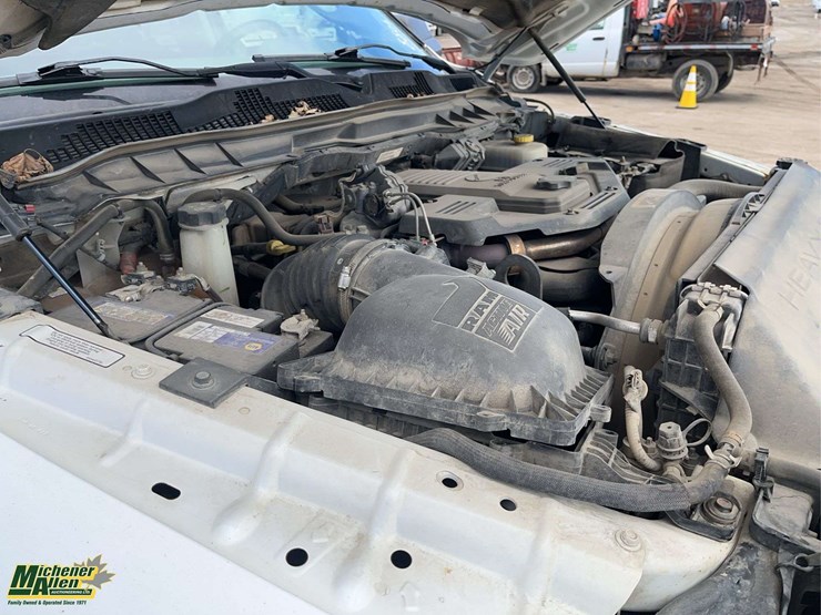 2014-dodge-2500-image-26