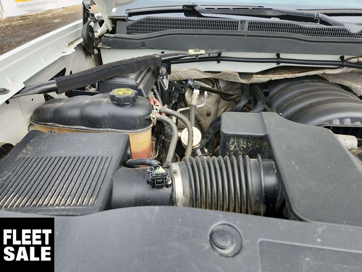 2014-chevrolet-silverado-1500-image-32