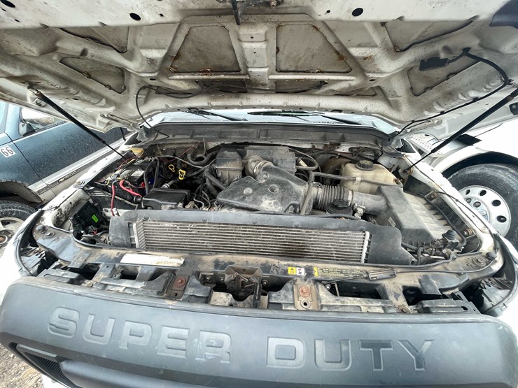 2013-ford-f350-image-57