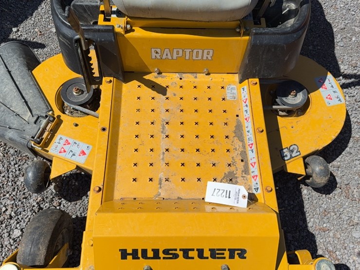 #4068-•-hustler-raptor-zero-turn-mower-image-5