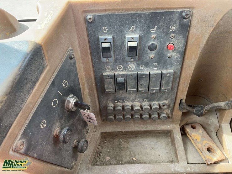 1996-caterpillar-938f-image-18