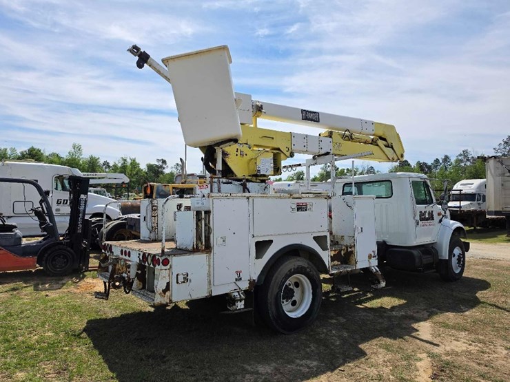 2001-international-4900-image-4