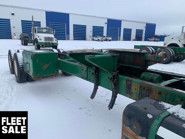 1999-freightliner-fl80-image-5