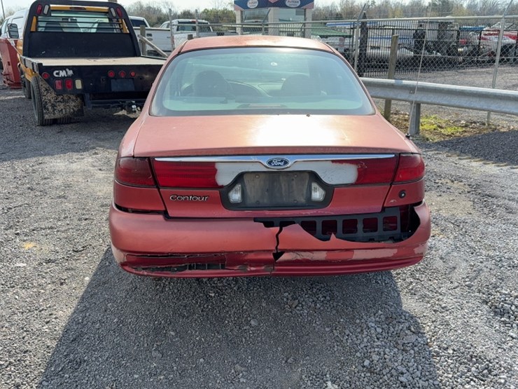#4023-•-1999-ford-contour-sedan-image-8
