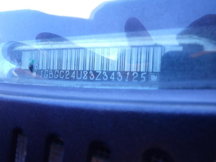 2003-chevrolet-2500hd-image-16