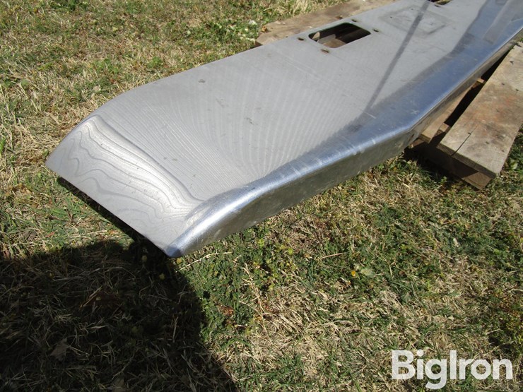 peterbilt-359-image-11