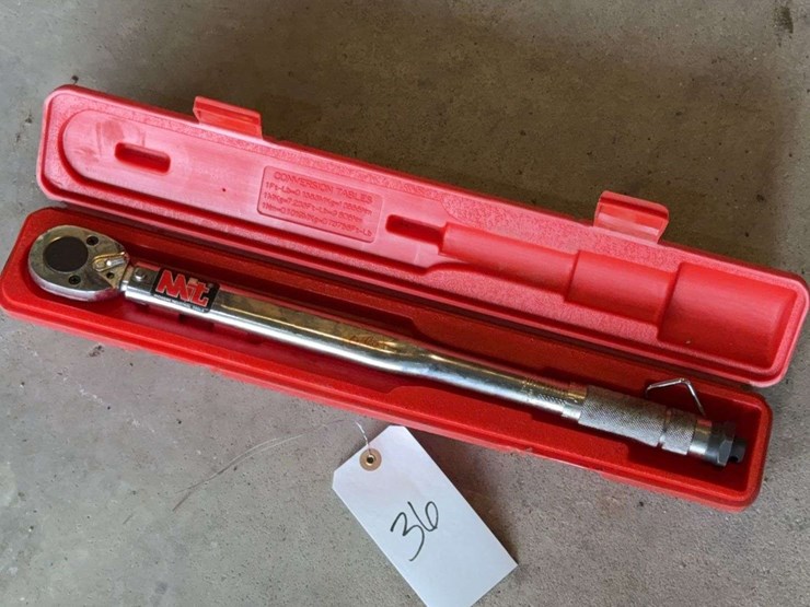 mti-torque-wrench-with-case-image-1