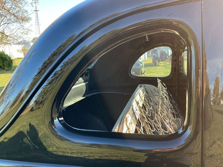 1939-ford-coupe-image-22