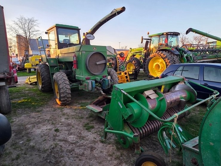 1991-john-deere-5730-image-4