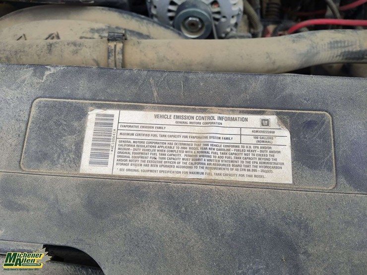 2004-chevrolet-silverado-2500hd-image-33