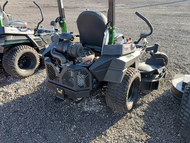 #4031-•-yakta-yxr-320-zero-turn-mower-image-8