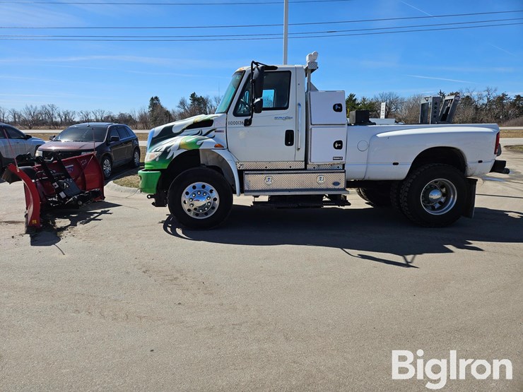 2010-international-durastar-4300-image-8