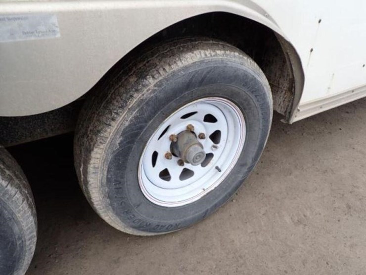 2011-car-mate-trailers-24-ft-t/a-enclosed-trailer-image-18