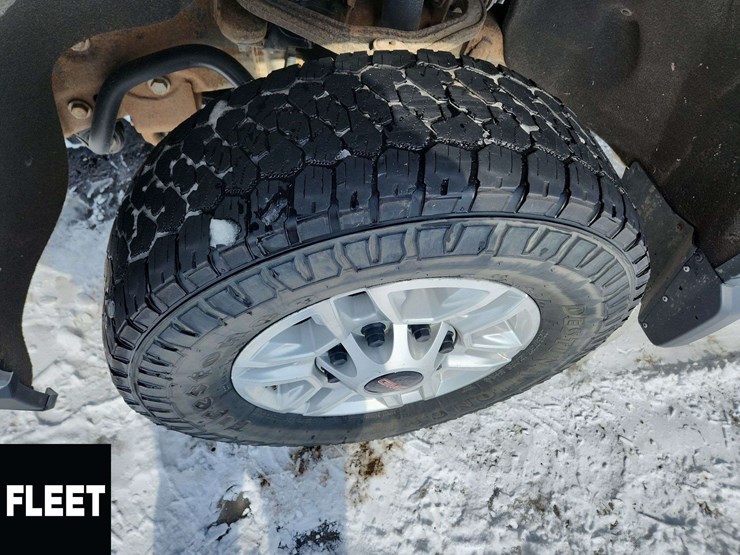 2021-gmc-sierra-2500hd-image-10