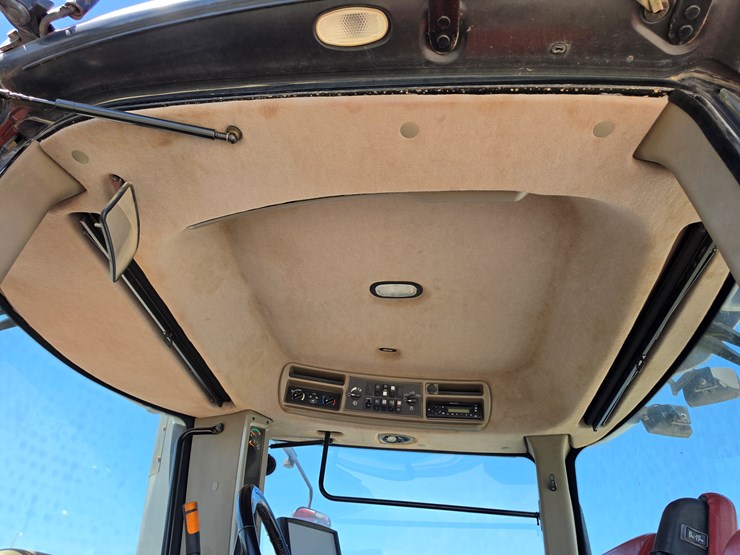 2014-case-ih-420-image-6