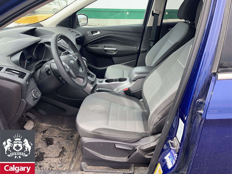 2013-ford-escape-se-image-13