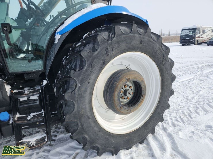 2015-new-holland-t6.155-image-31