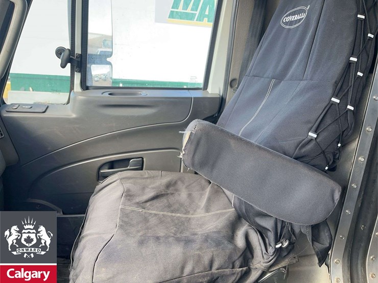 2012-international-durastar-4300-image-15