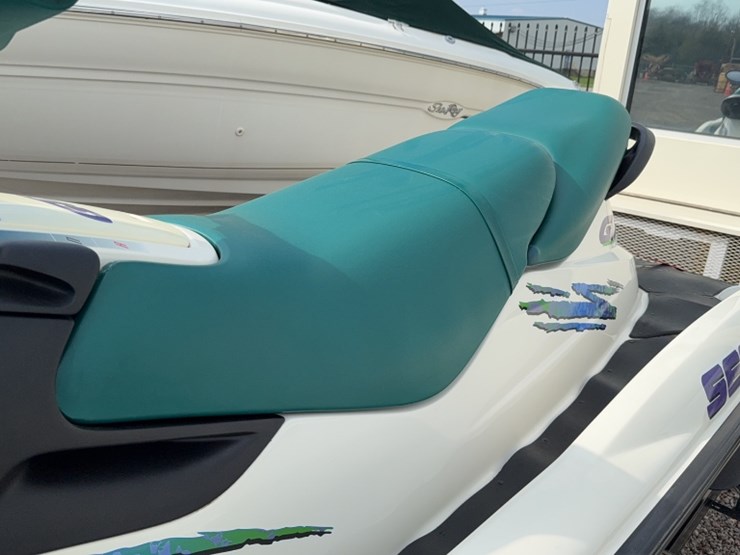 #4003-•-1997-sea-doo-gtx-bombardier-jet-ski-image-10