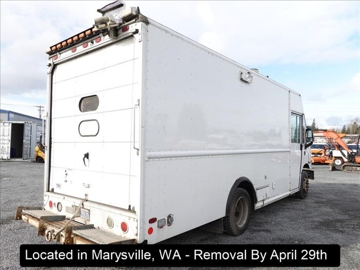 2008-freightliner-mt45-image-18