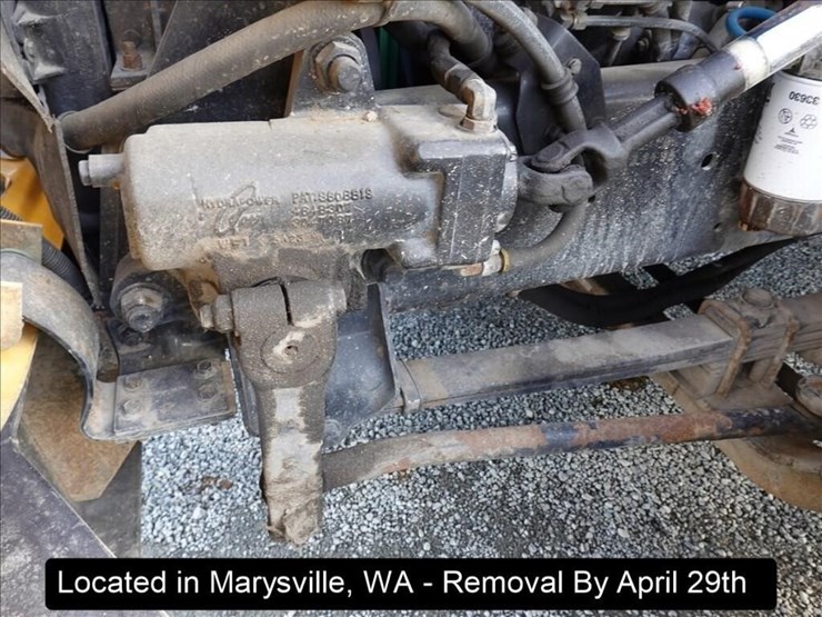 1995-freightliner-fl60-image-2