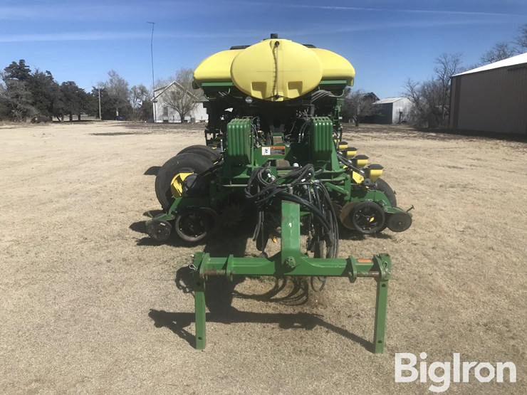 2012-john-deere-1770nt-ccs-image-2