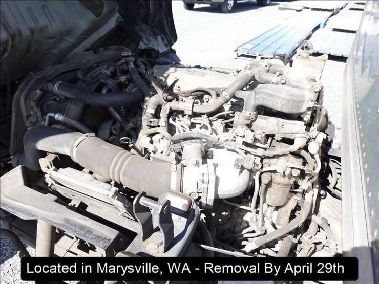 2014-isuzu-nqr-image-28