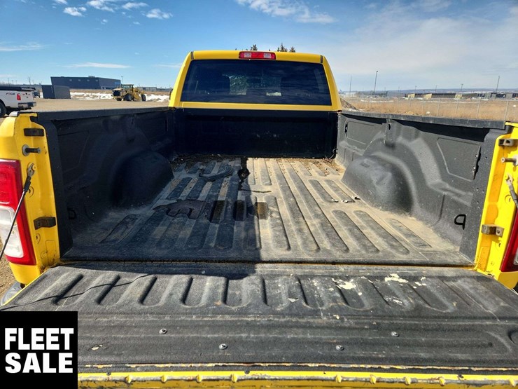 2019-dodge-2500-image-16