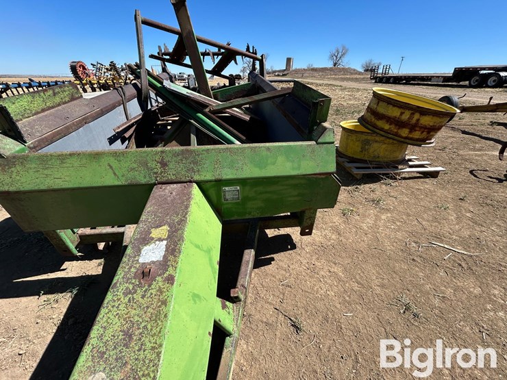 john-deere-450-image-13