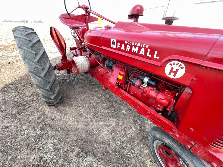 #122-•-ih-mccormick-farmall-tractor-(fremont,-wi)-image-29