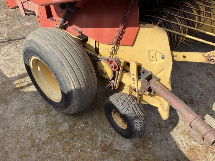 new-holland-515-image-19