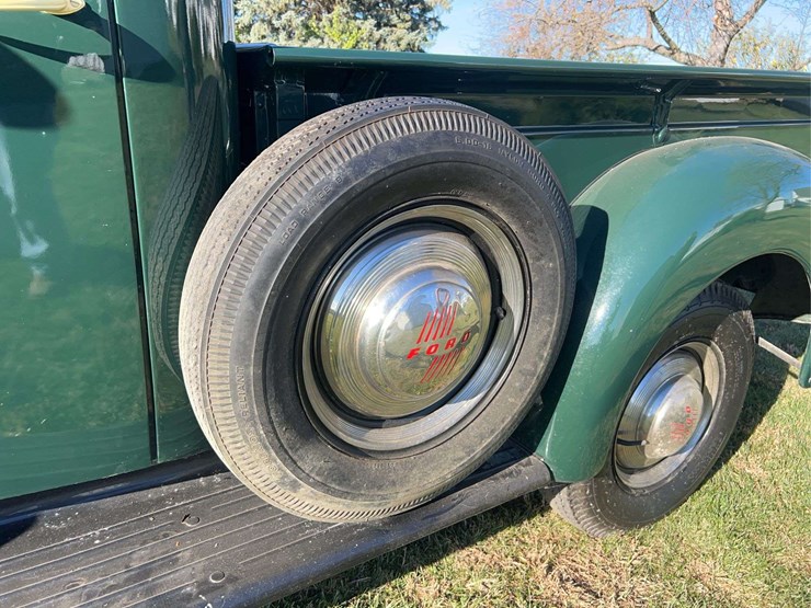 1946-ford-pickup-image-37