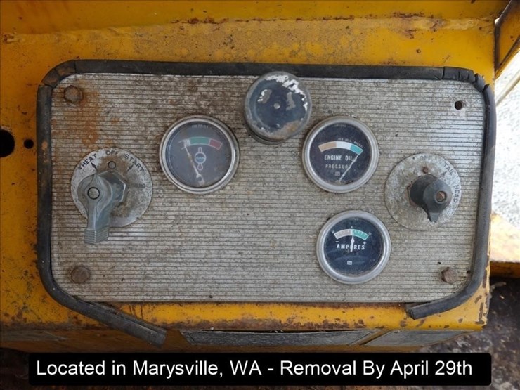 1965-caterpillar-120-image-11