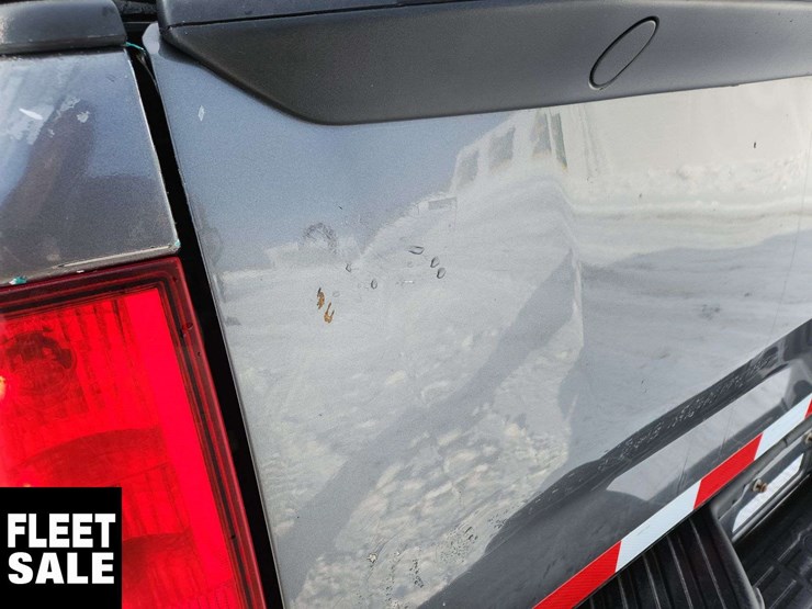 2014-nissan-titan-image-34