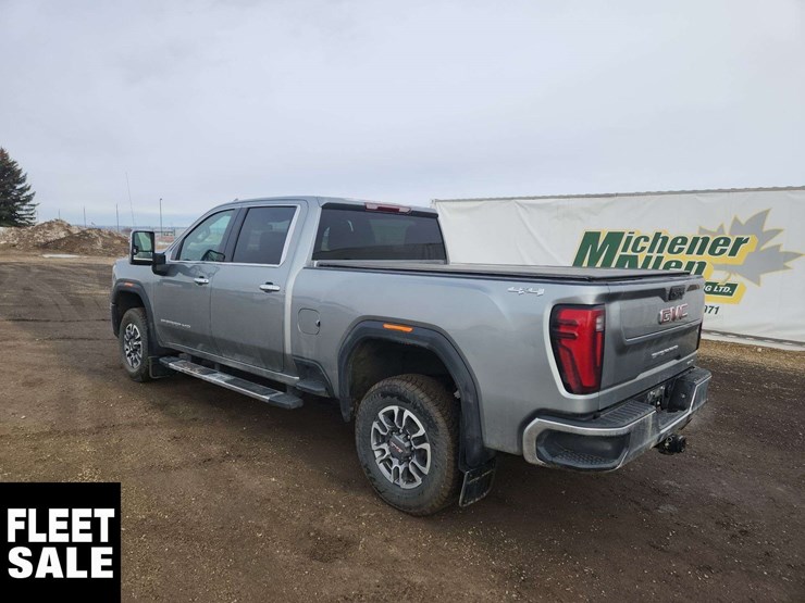 2024-gmc-sierra-2500hd-image-3
