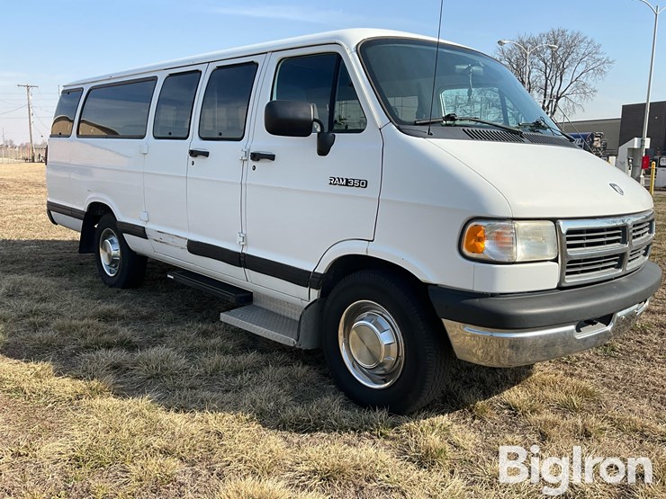 1994-dodge-350-image-3