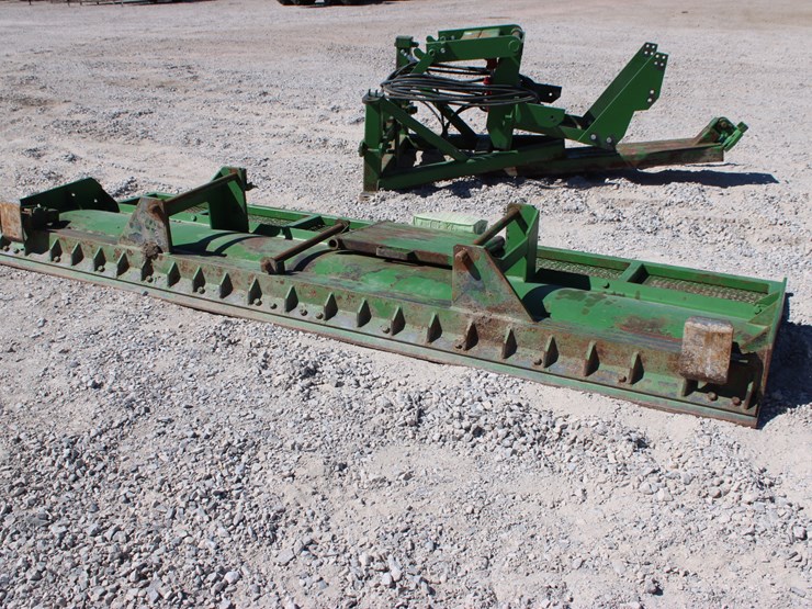 john-deere-8200-image-6