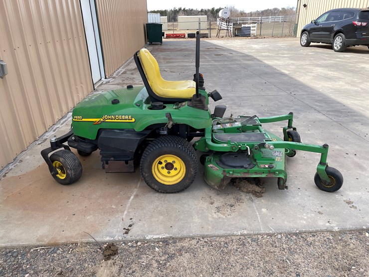 john-deere-f680-image-3