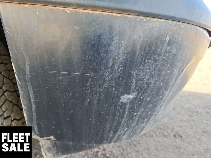 2019-ram-1500-classic-image-35