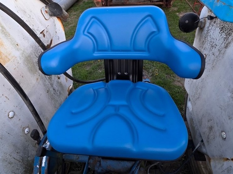 1984-ford-4610-image-34