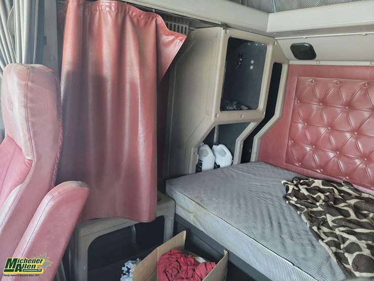 1999-international-9400-image-24