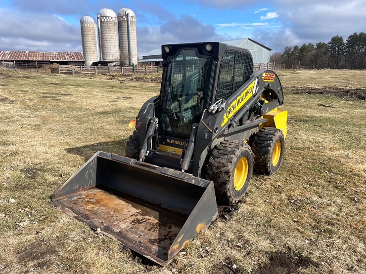 #372-•-2015-new-holland-l225-skid-steer-(scandia,-mn)-image-1