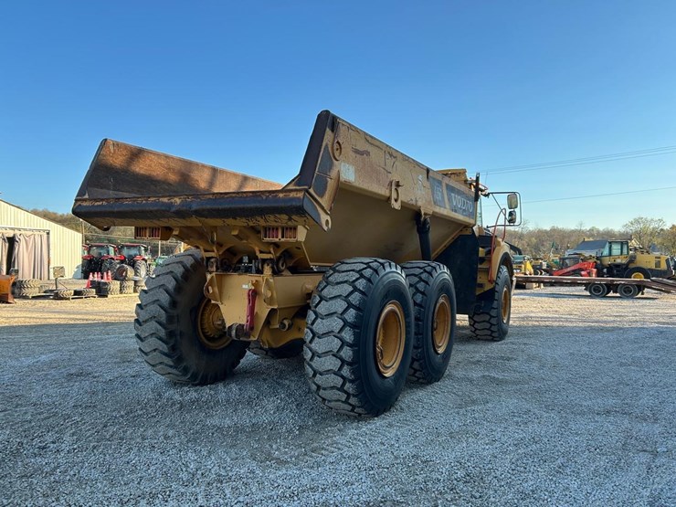 2014-volvo-a25g-image-4