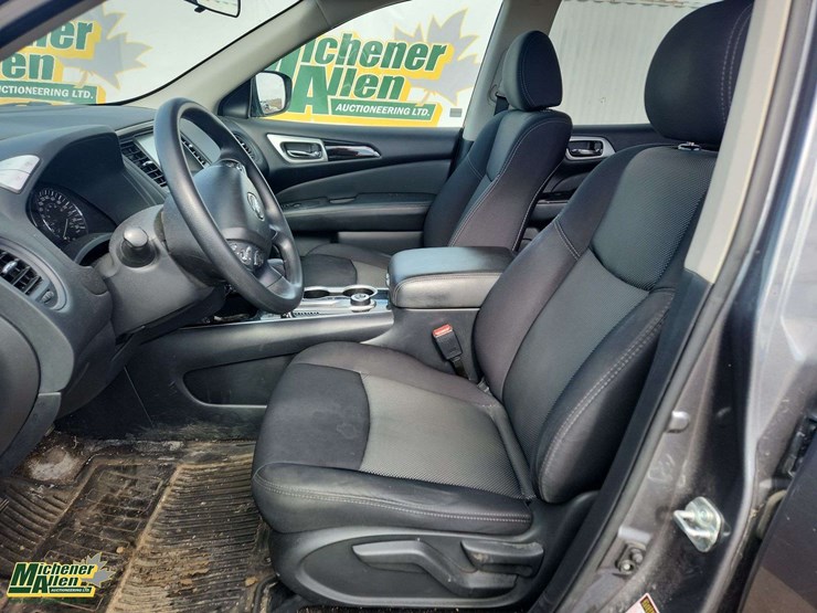 2020-nissan-pathfinder-image-14